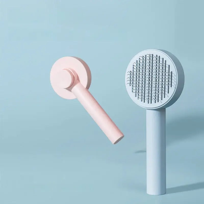 Easy-clean pet brush
