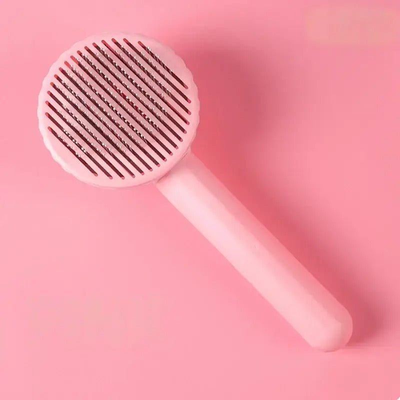 Easy-clean pet brush
