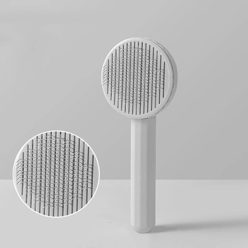 Easy-clean pet brush