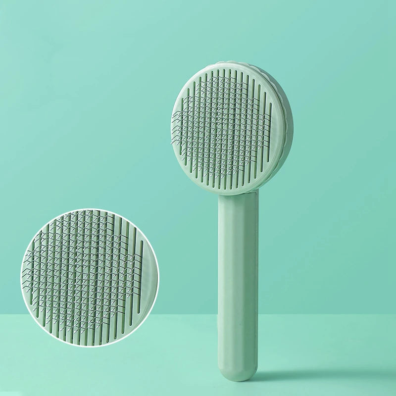 Easy-clean pet brush